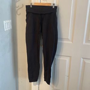 Lululemon drawstring joggers. Size 6. Black